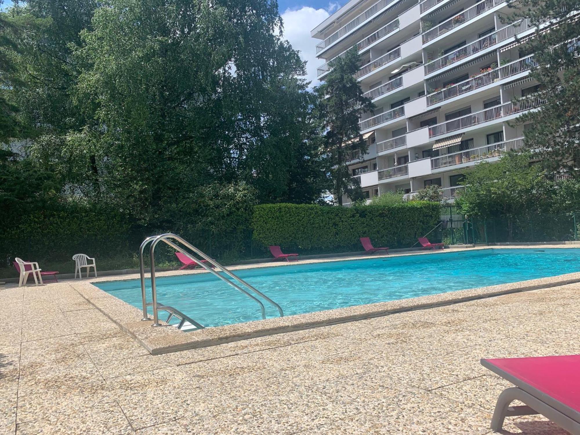 Kusmi Love Piscine Proche Du Lac Annecy Eksteriør billede